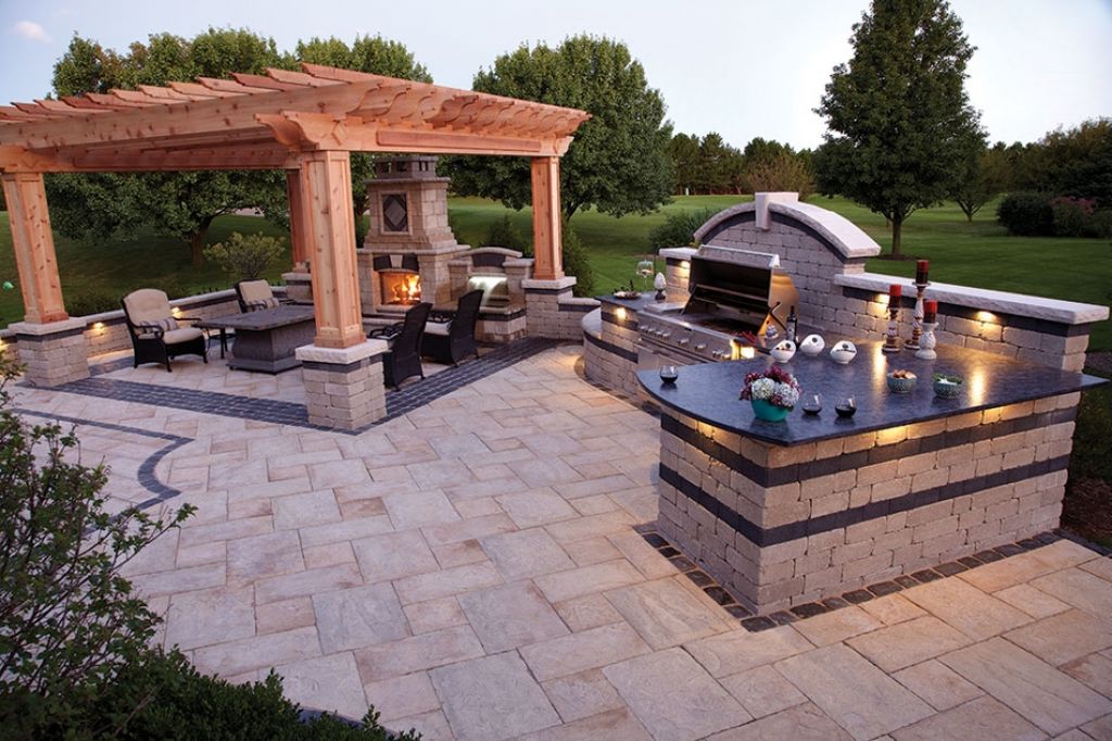 Different Ideas For Outdoor Kitchen Designs